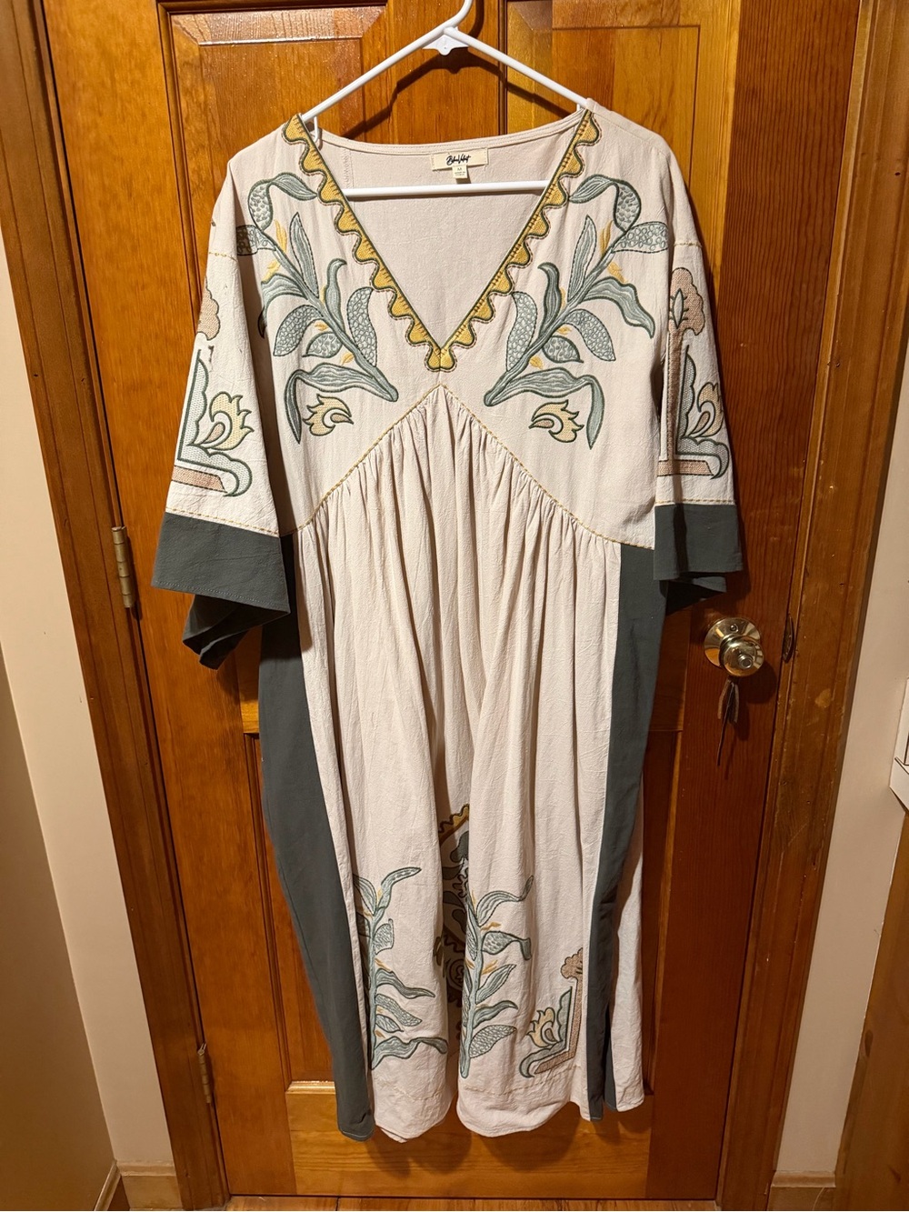 Velvet Embroidered V-Neck Midi Dress in Cream and Green